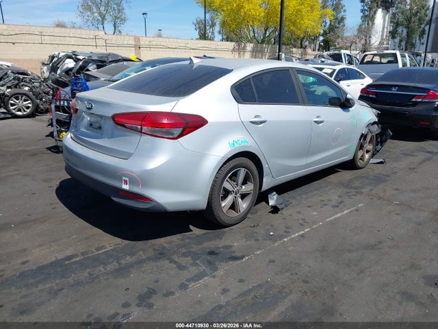 3KPFL4A77JE171079 KIA FORTE LX