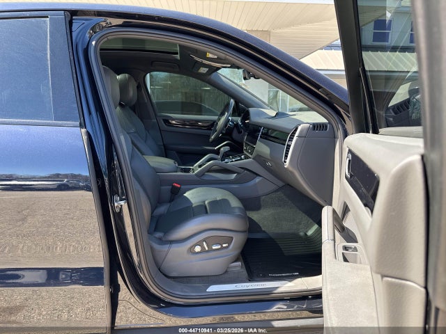 2021 PORSCHE CAYENNE COUPE WP1BA2AY2MDA41376 Photo 4