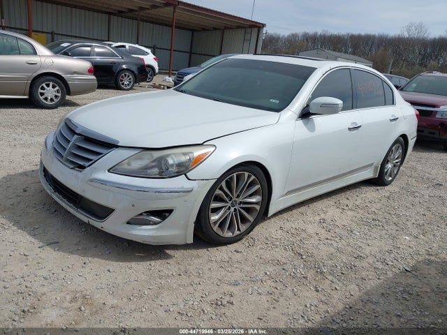 44710946 :رقم المزاد ، KMHGC4DF8CU175357 vin ، 2012 Hyundai Genesis 4.6 مزاد بيع