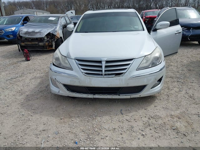44710946 :رقم المزاد ، KMHGC4DF8CU175357 vin ، 2012 Hyundai Genesis 4.6 مزاد بيع