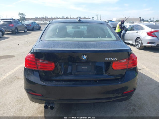 Продаж на аукціоні авто 2015 Bmw 328i, vin: WBA3C1C55FK118704, номер лоту: 44710953