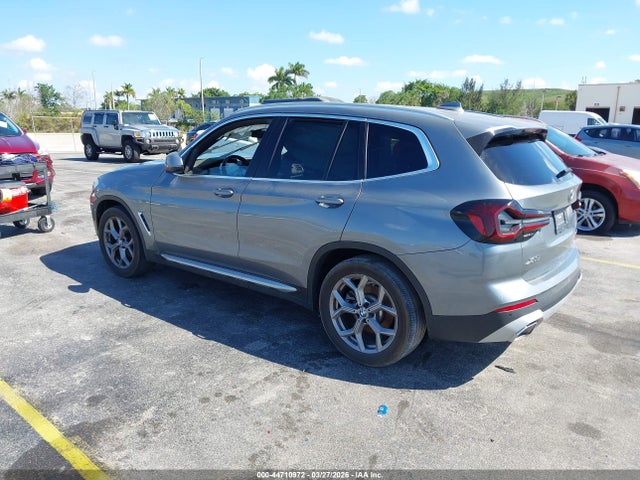 2023 BMW X3 5UX43DP00P9R75706 Photo 2