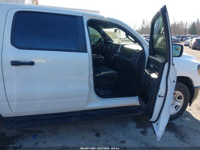 1C6RRFGG2PN547391 RAM 1500 Tradesman 4x4 5&#039;7 Box