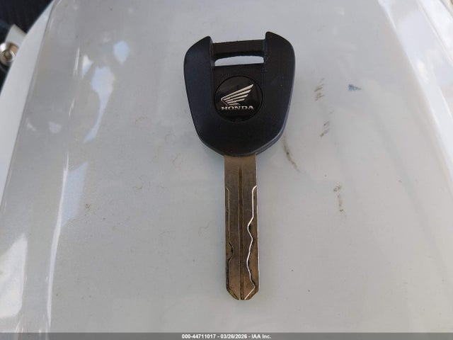 Продажа на аукционе авто 2018 Honda Cbr500 R, vin: MLHPC4414J5500664, номер лота: 44711017