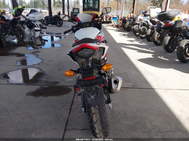 Продажа на аукционе авто 2018 Honda Cbr500 R, vin: MLHPC4414J5500664, номер лота: 44711017