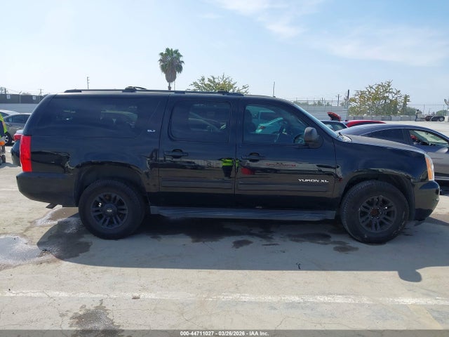 Продаж на аукціоні авто 2014 Gmc Yukon Xl 1500 Slt, vin: 1GKS1KE08ER153551, номер лоту: 44711027