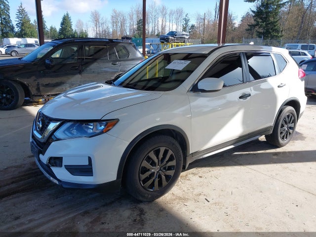 2017 NISSAN ROGUE JN8AT2MT8HW135493 Photo 1