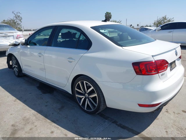 2014 VOLKSWAGEN JETTA 3VW4T7AJ7EM209472 Photo 2