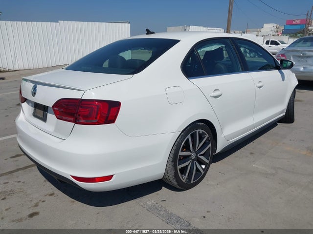 2014 VOLKSWAGEN JETTA 3VW4T7AJ7EM209472 Photo 3
