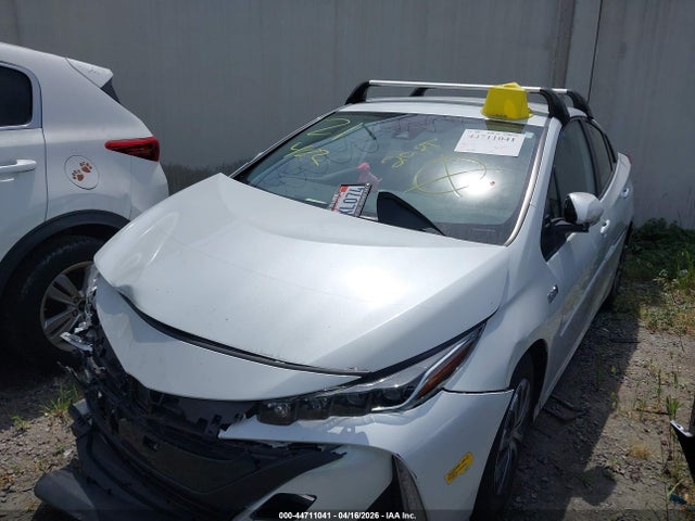 2022 TOYOTA PRIUS PRIME JTDKAMFP8N3223636 Photo 1