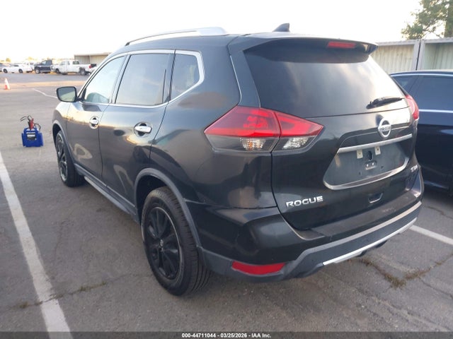 KNMAT2MV6JP575743 Nissan ROGUE SV