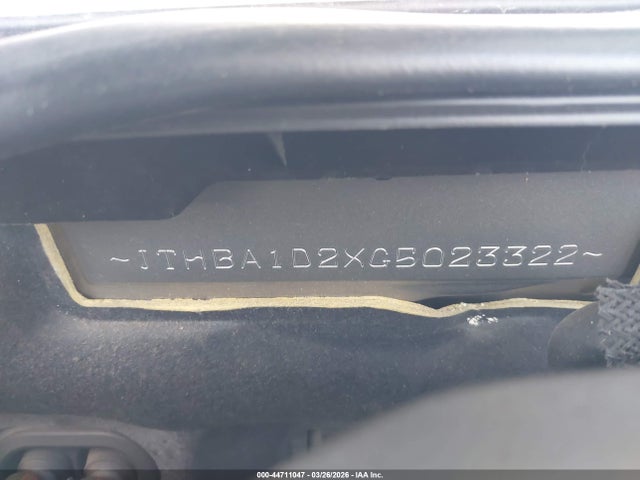 2016 LEXUS IS 200T JTHBA1D2XG5023322 Photo 8