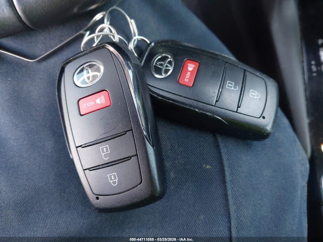 Продажа на аукционе авто 2023 Toyota Corolla Cross Hybrid Se, vin: 7MUFBABG1PV009789, номер лота: 44711058