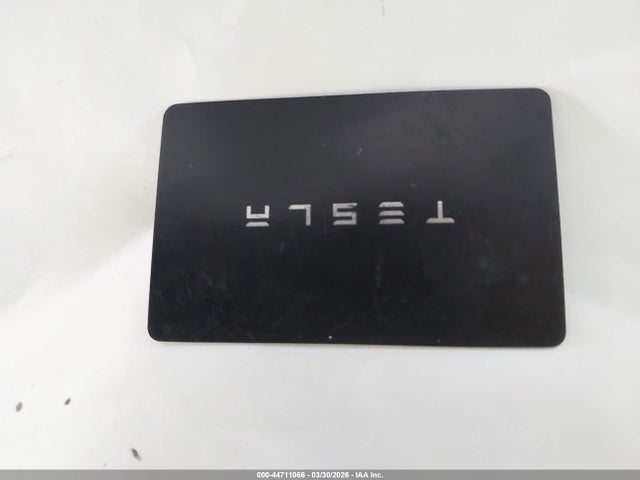 44711066 :رقم المزاد ، 5YJ3E1EB9KF391331 vin ، 2019 Tesla Model 3 Long Range/performance مزاد بيع