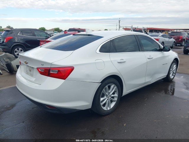 1G1ZE5ST8HF188829 Chevrolet MALIBU 1LT