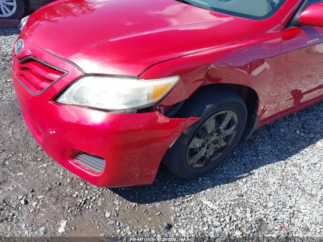 2010 Toyota Camry Le მანქანა იყიდება აუქციონზე, vin: 4T4BF3EK7AR016551, აუქციონის ნომერი: 44711075