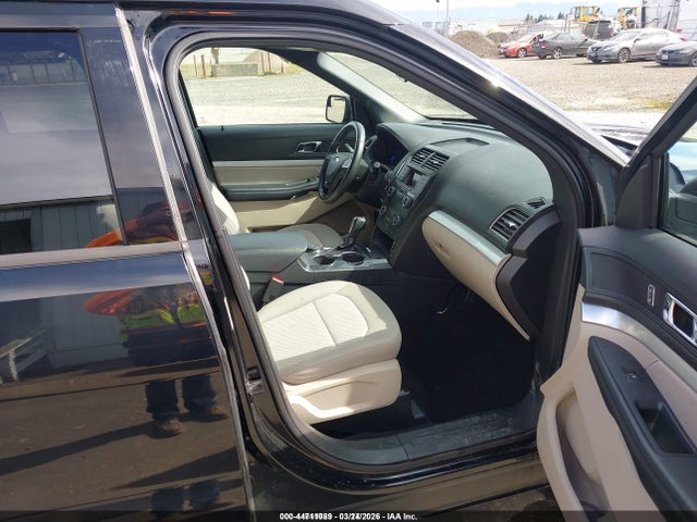 1FM5K8BH0JGC45323 Ford Explorer
