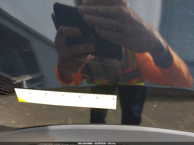 1FM5K8BH0JGC45323 Ford Explorer