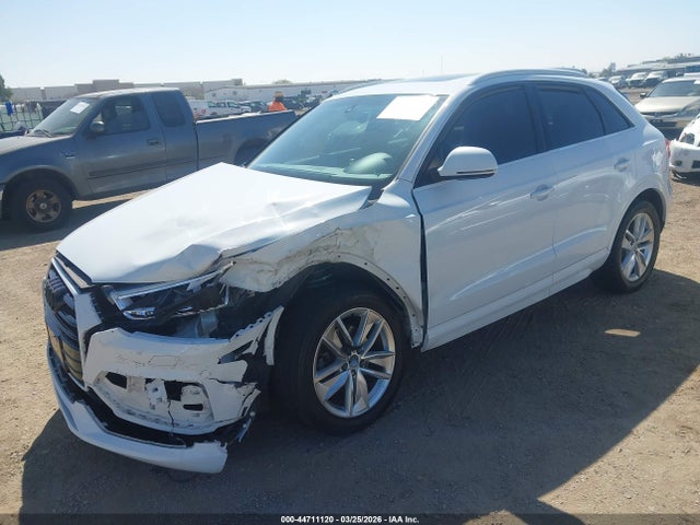 2018 AUDI Q3 WA1HCCFS0JR005744 Photo 1