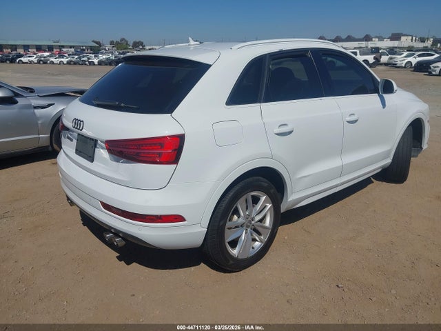 2018 AUDI Q3 WA1HCCFS0JR005744 Photo 3