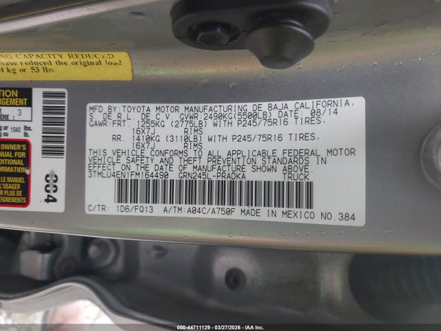 2015 Toyota Tacoma Base V6 მანქანა იყიდება აუქციონზე, vin: 3TMLU4EN1FM164490, აუქციონის ნომერი: 44711129