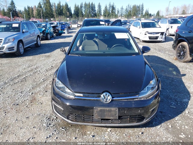 WVWKR7AU3KW903123 Volkswagen E-golf Se