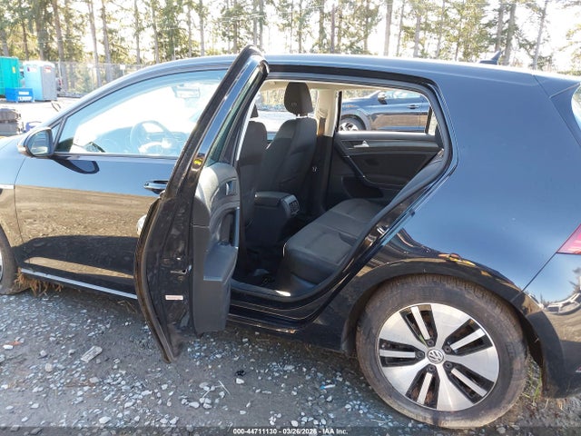 WVWKR7AU3KW903123 Volkswagen E-golf Se