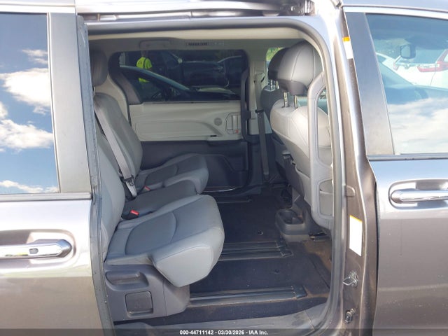Aukcja sprzedaży 2021 Toyota Sienna Xle, vin: 5TDYRKEC4MS059417, numer aukcji: 44711142