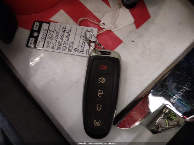 1FMCU9J9XKUC29716 Ford Escape Titanium