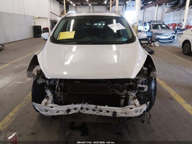 1FMCU9J9XKUC29716 Ford Escape Titanium