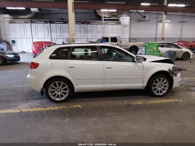 Продаж на аукціоні авто 2010 Audi A3 2.0t Premium, vin: WAUKEBFM6AA168556, номер лоту: 44711150
