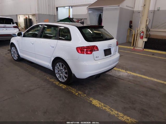 Продаж на аукціоні авто 2010 Audi A3 2.0t Premium, vin: WAUKEBFM6AA168556, номер лоту: 44711150