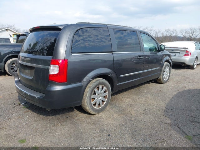 44711176 :رقم المزاد ، 2C4RC1BG2GR165353 vin ، 2016 Chrysler Town & Country Touring مزاد بيع