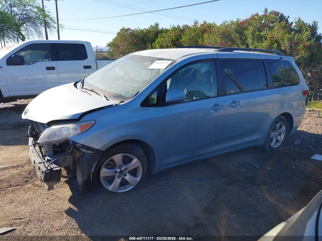 Toyota Sienna Le 8 Passenger 2015 5TDKK3DC4FS652277 Image 15