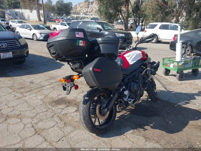 44711186 :رقم المزاد ، JYARN37Y7FA000047 vin ، 2015 Yamaha Fj09 C مزاد بيع
