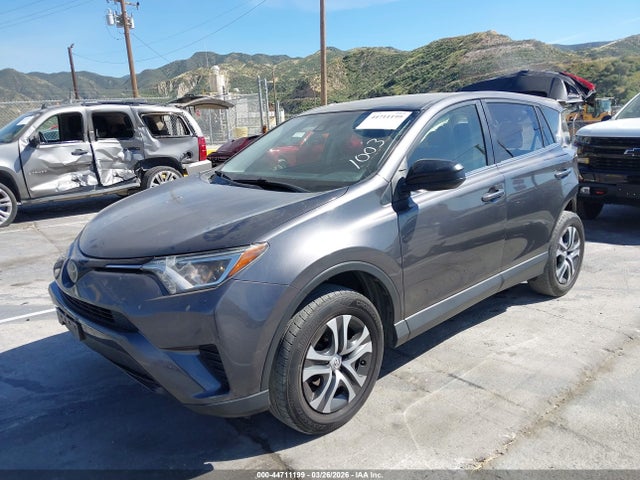 Toyota RAV4 LE 2018 JTMZFREV2JJ741003 Image 2