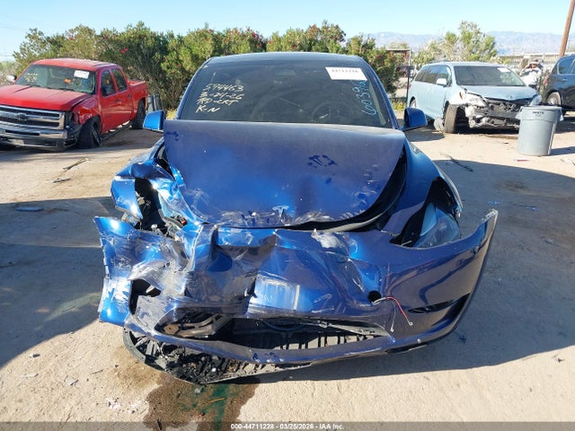 2023 Tesla Model Y Performance Dual Motor All-wheel Drive მანქანა იყიდება აუქციონზე, vin: 7SAYGDEF8PF603912, აუქციონის ნომერი: 44711228