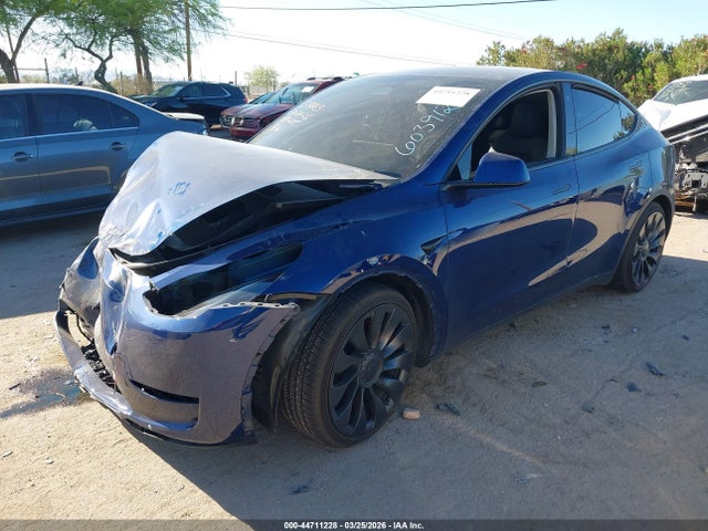 2023 Tesla Model Y Performance Dual Motor All-wheel Drive მანქანა იყიდება აუქციონზე, vin: 7SAYGDEF8PF603912, აუქციონის ნომერი: 44711228