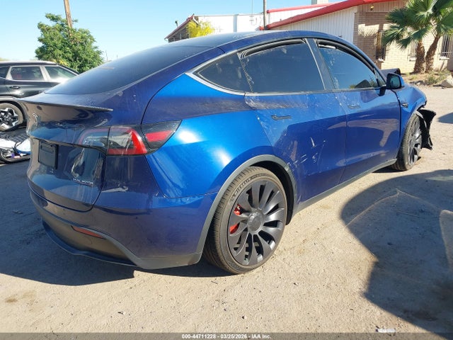2023 Tesla Model Y Performance Dual Motor All-wheel Drive მანქანა იყიდება აუქციონზე, vin: 7SAYGDEF8PF603912, აუქციონის ნომერი: 44711228