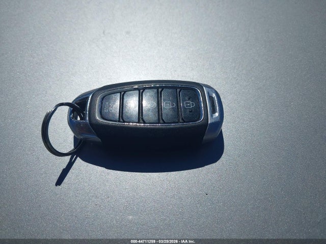 5NPLM4AGXMH001329 Hyundai ELANTRA SEL