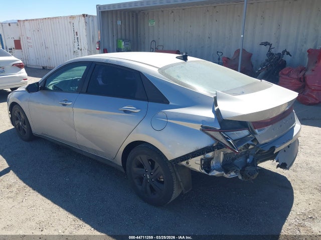 5NPLM4AGXMH001329 Hyundai ELANTRA SEL