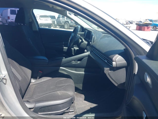 5NPLM4AGXMH001329 Hyundai ELANTRA SEL