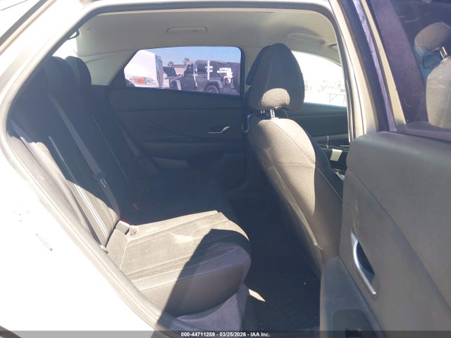 5NPLM4AGXMH001329 Hyundai ELANTRA SEL