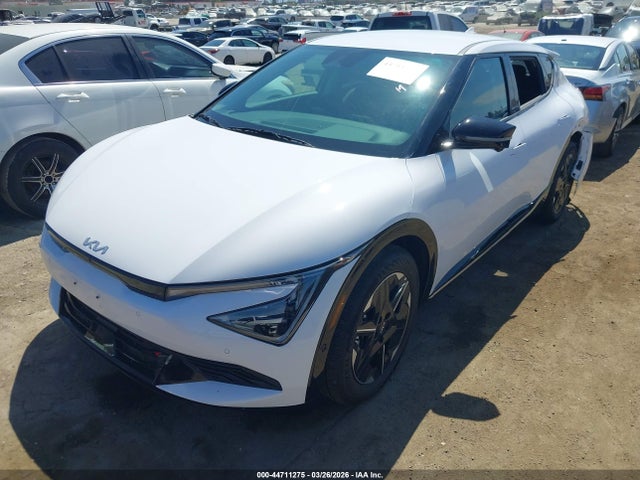 5XYC34JA1SG012173 KIA Ev6 Wind