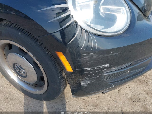 Продаж на аукціоні авто 2012 Volkswagen Beetle 2.5l, vin: 3VWJP7AT0CM612523, номер лоту: 44711277