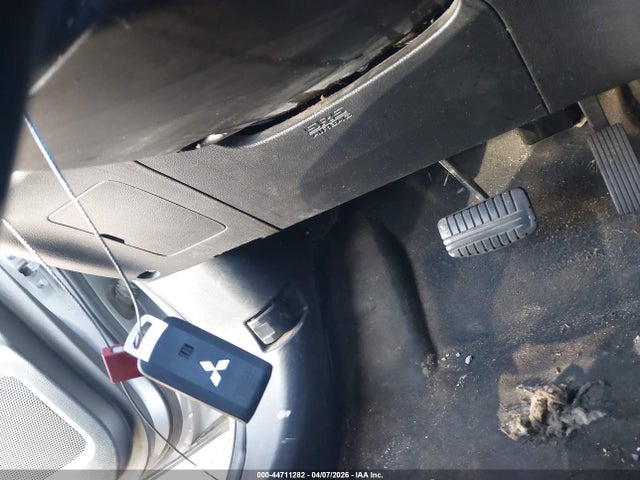 Продаж на аукціоні авто 2017 Mitsubishi Outlander Se, vin: JA4AZ3A32HZ031255, номер лоту: 44711282