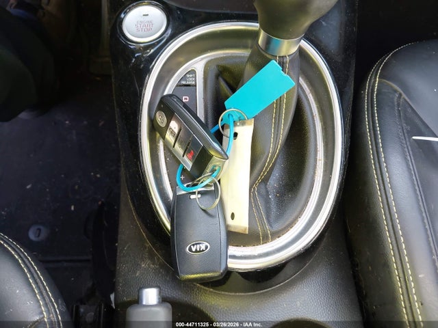 KIA SOUL + 2015 KNDJP3A56F7781392 Image 11