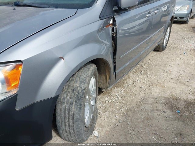 2016 Dodge Grand Caravan Sxt მანქანა იყიდება აუქციონზე, vin: 2C4RDGCG1GR309649, აუქციონის ნომერი: 44711337
