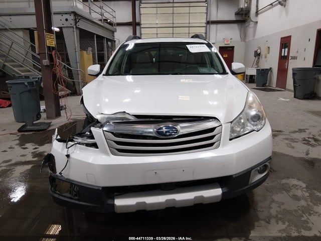 Продаж на аукціоні авто 2011 Subaru Outback 2.5i Limited, vin: 4S4BRBKC0B3394890, номер лоту: 44711339