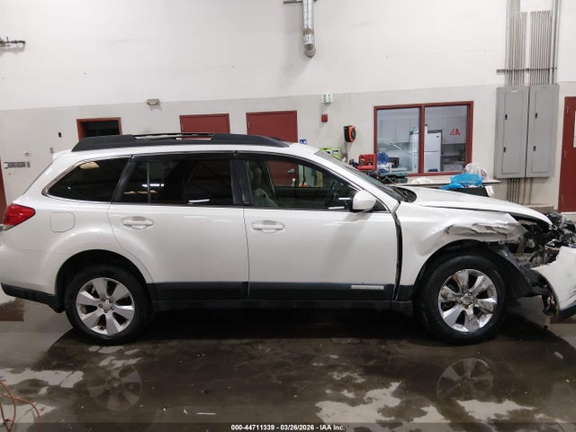 Продаж на аукціоні авто 2011 Subaru Outback 2.5i Limited, vin: 4S4BRBKC0B3394890, номер лоту: 44711339